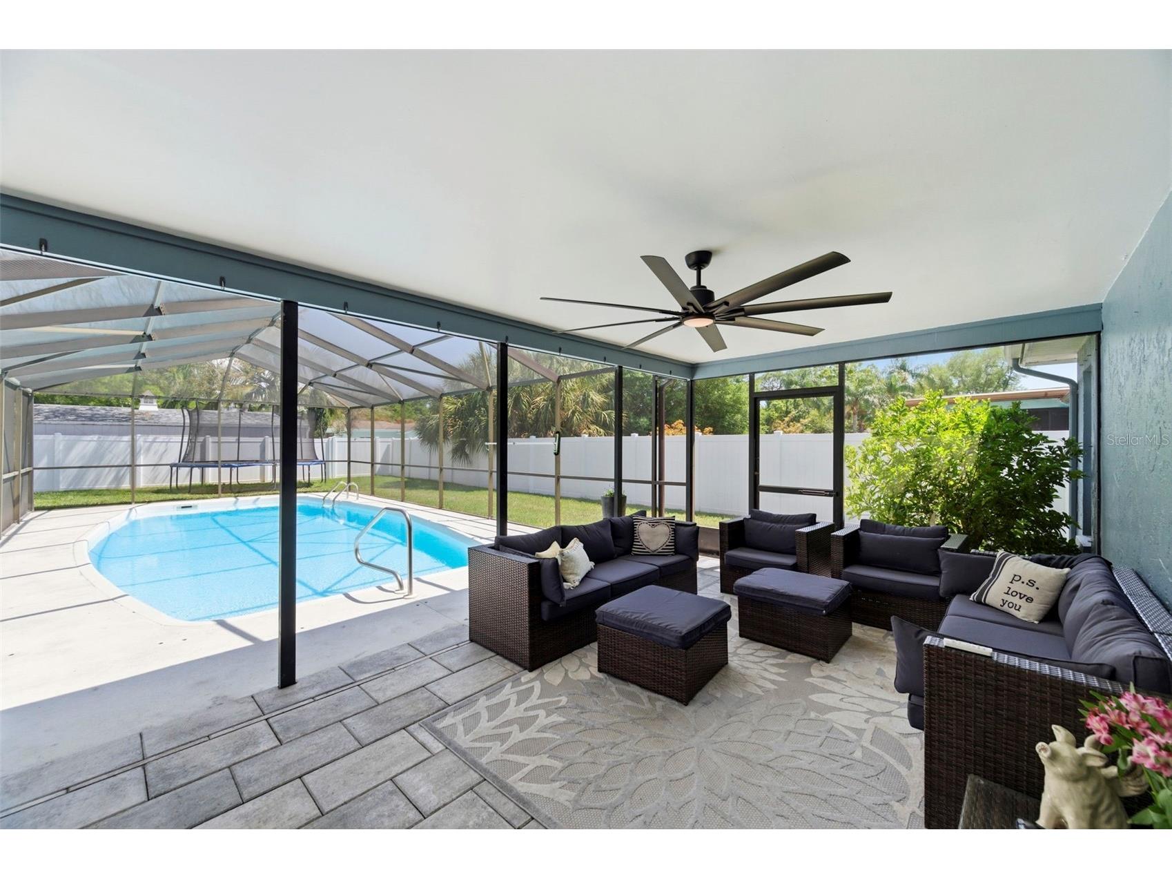 9667 123rd Way Seminole FL 33772 TB8489172 image47