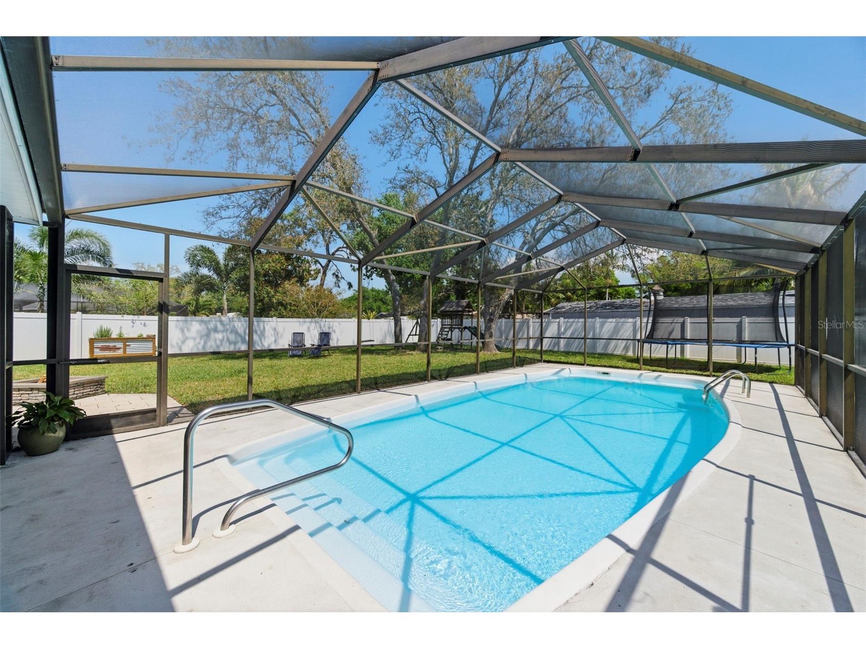 9667 123rd Way Seminole FL 33772 TB8489172 image49