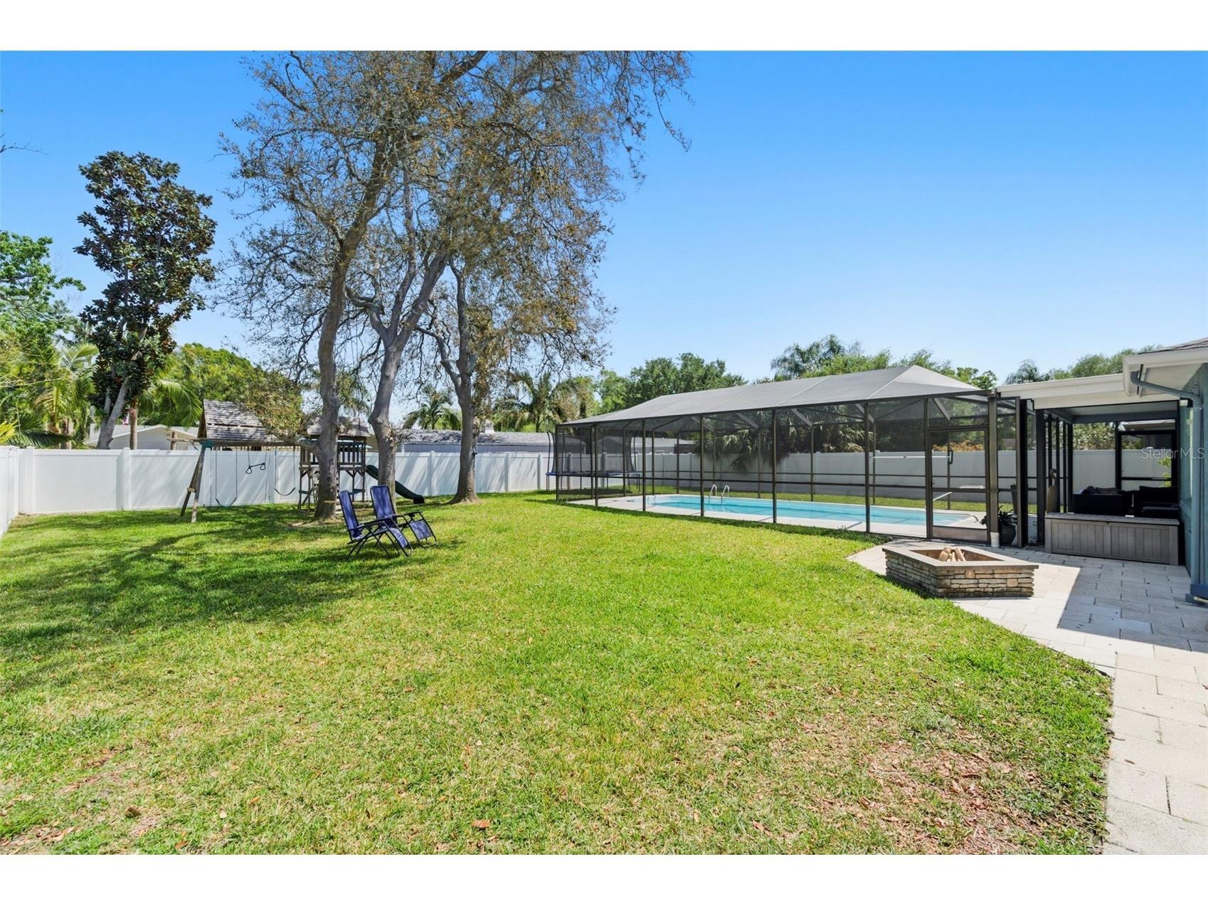 9667 123rd Way Seminole FL 33772 TB8489172 image51