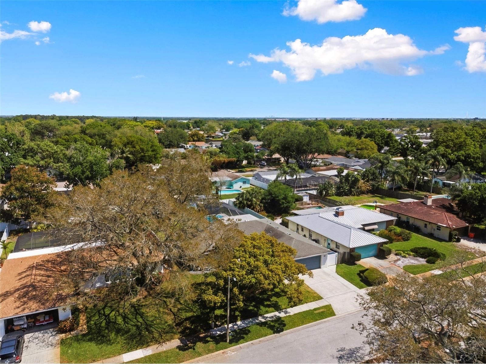 9667 123rd Way Seminole FL 33772 TB8489172 image56