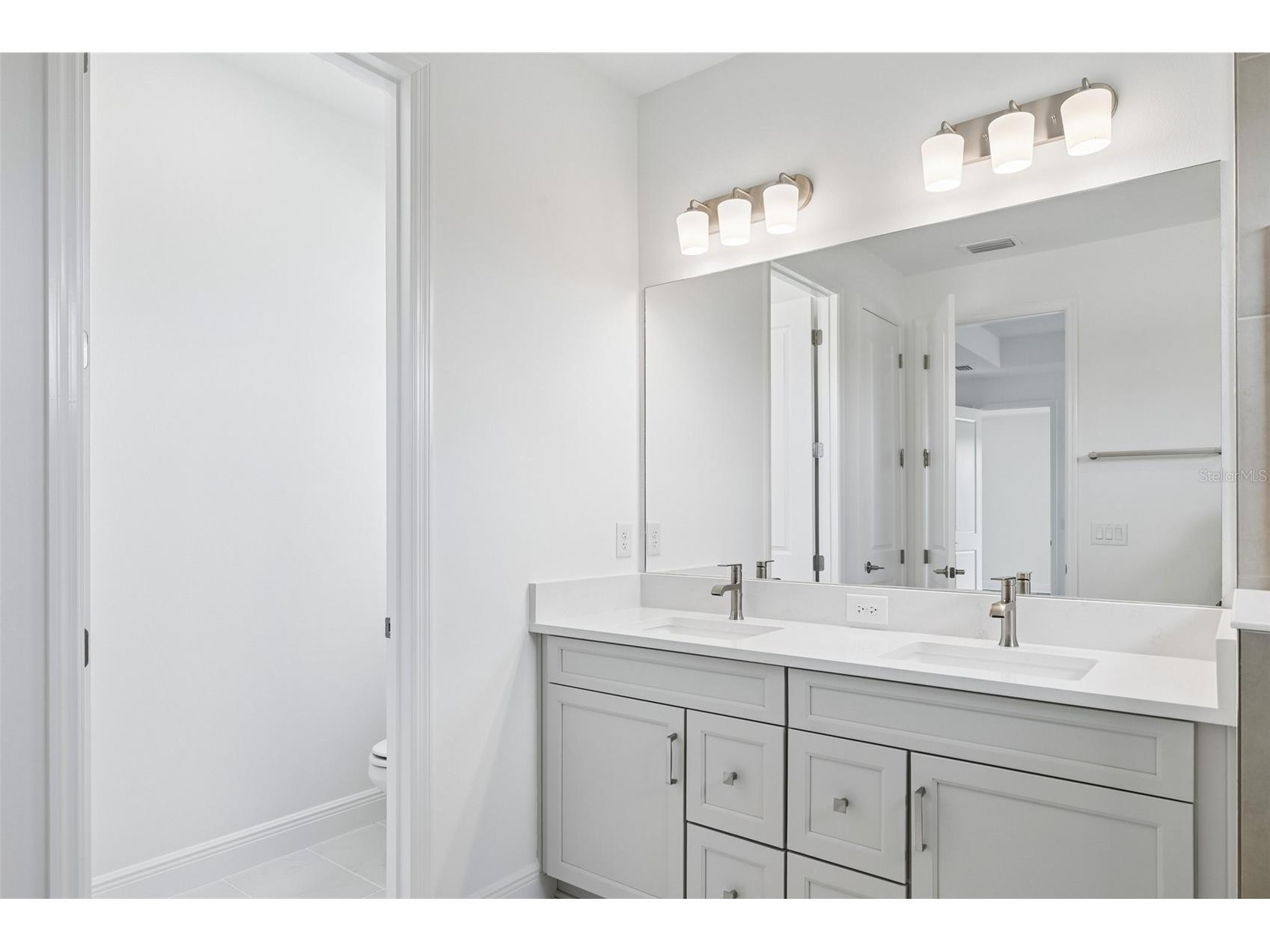 9669 Crystal Isles Circle Sarasota FL 34241 R4910290 image22