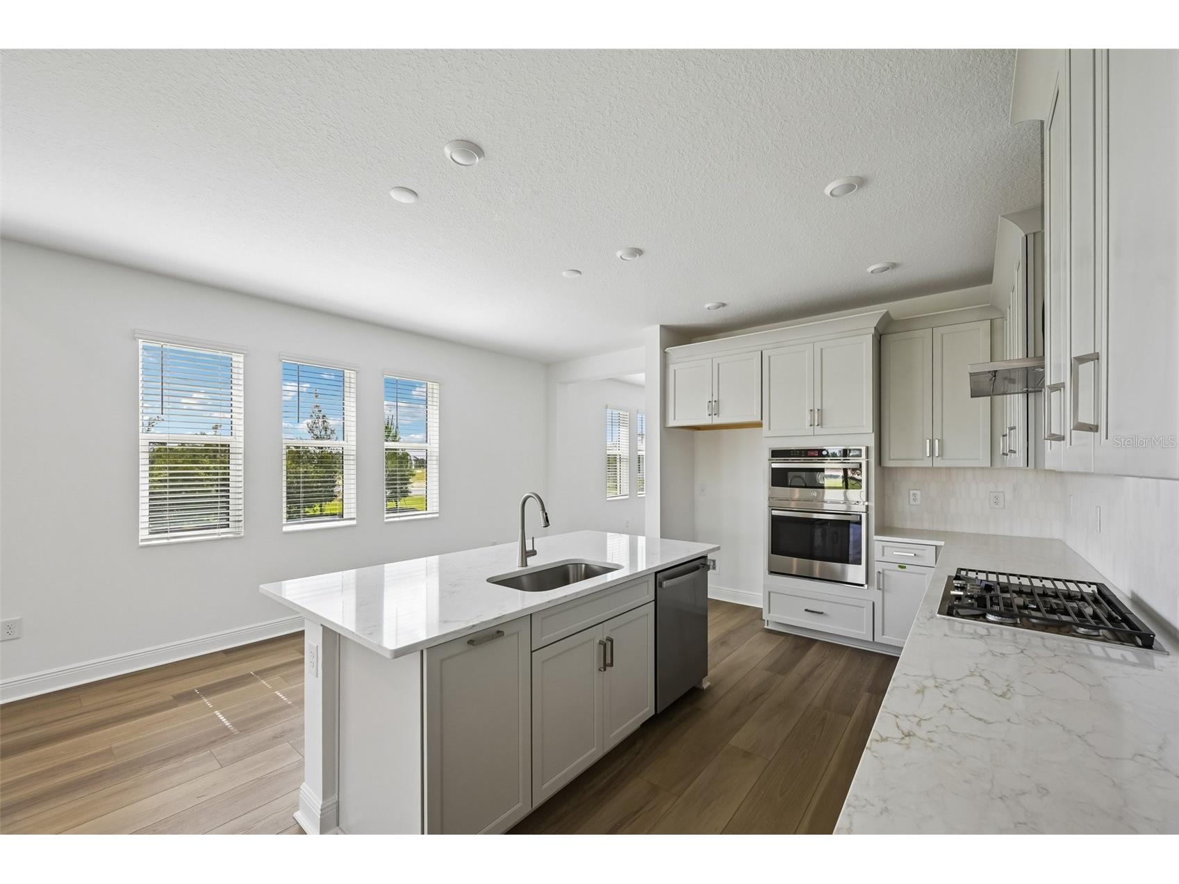 9669 Crystal Isles Circle Sarasota FL 34241 R4910290 image9
