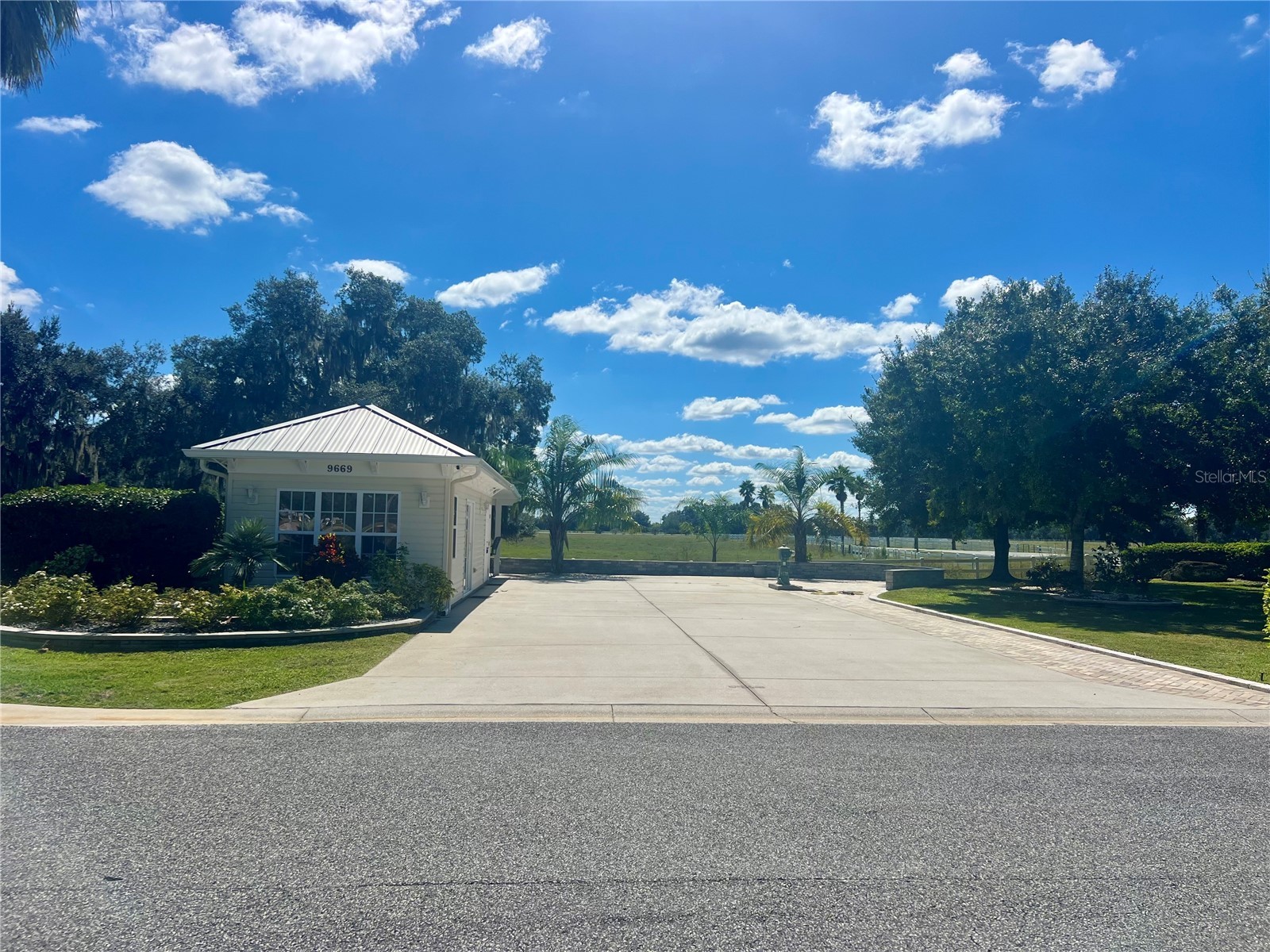 9669 SE 49th Terrace Webster FL 33597 G5103489 image1