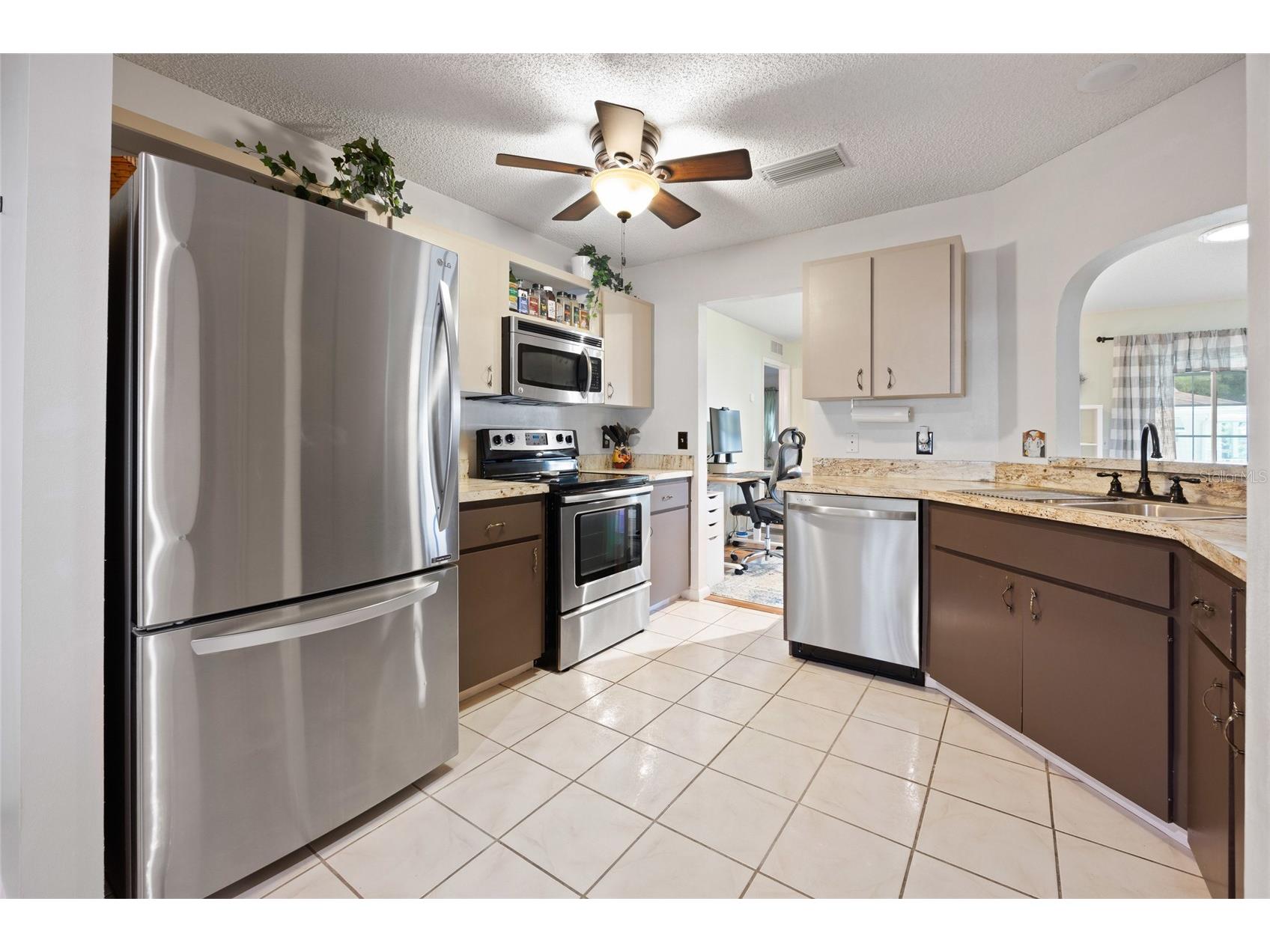 9669 SW 94th Avenue #D Ocala FL 34481 OM704901 image8