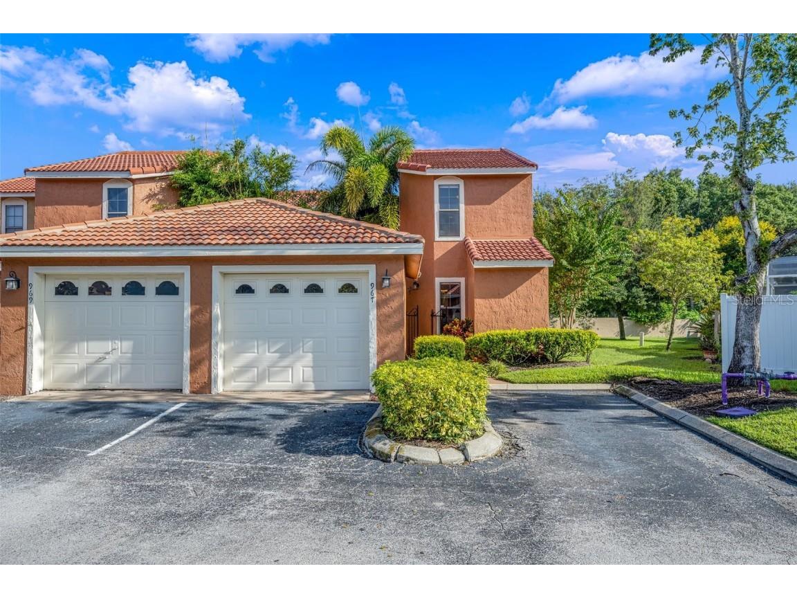 967 Casa Del Sol Circle Altamonte Springs FL 32714 O6144980 image1