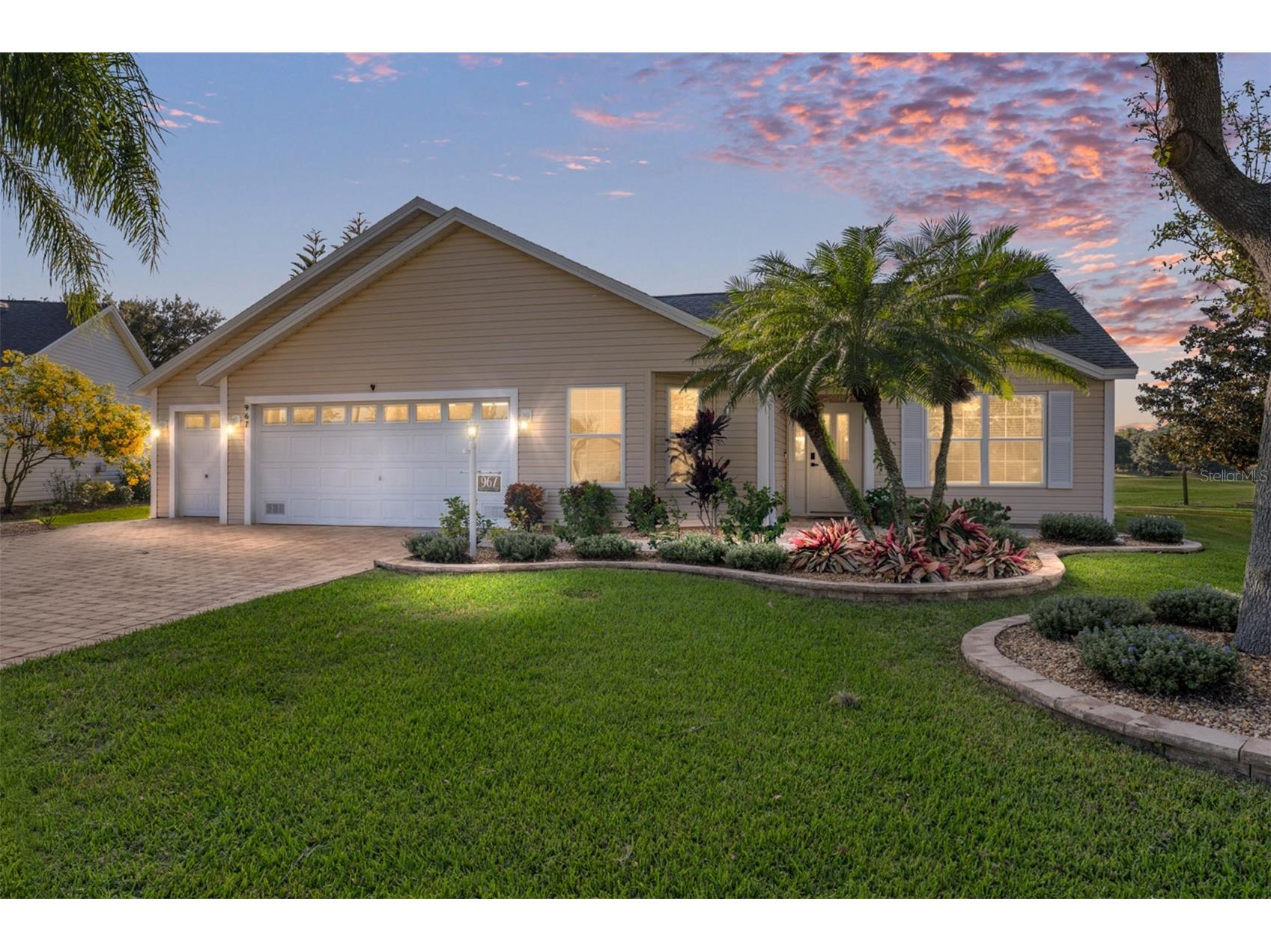 967 Livingston Loop The Villages FL 32162 G5103717 image1