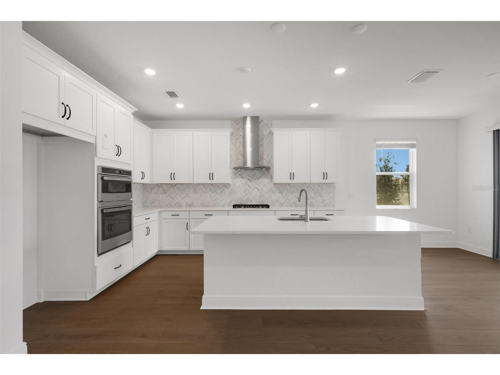 9670 Crystal Isles Circle Sarasota FL 34241 A4689123 image10