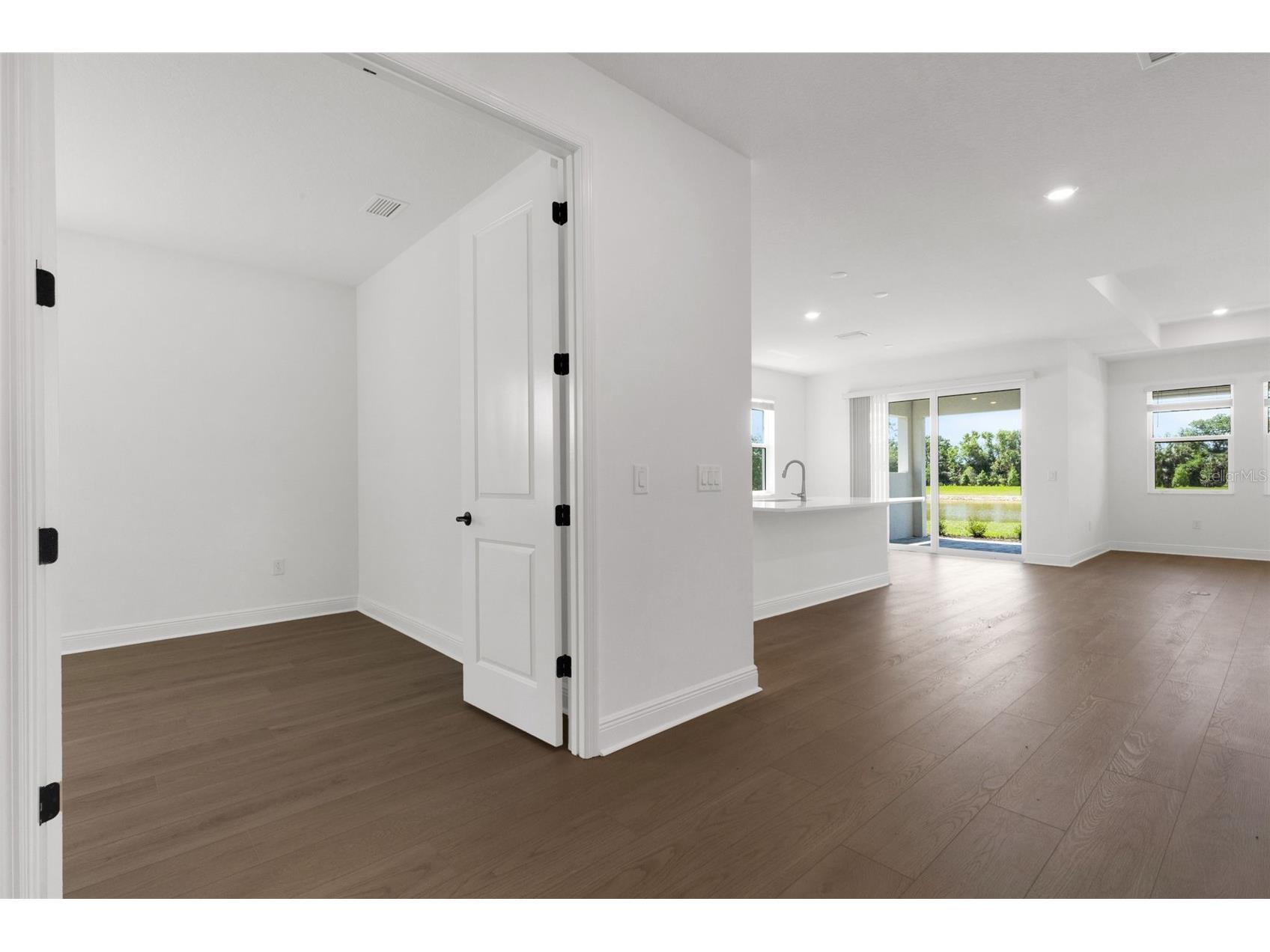9670 Crystal Isles Circle Sarasota FL 34241 A4689123 image2