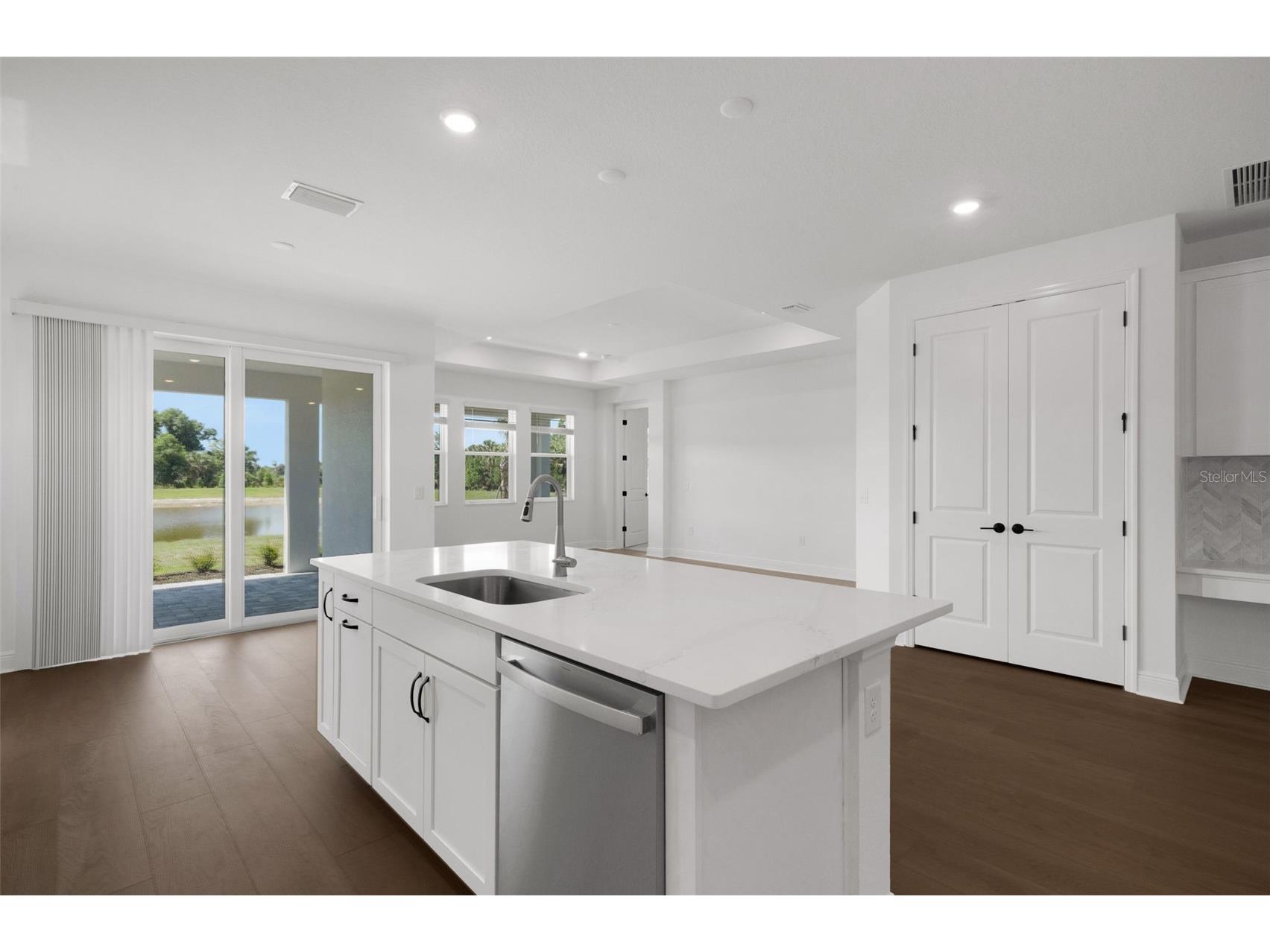 9670 Crystal Isles Circle Sarasota FL 34241 A4689123 image7