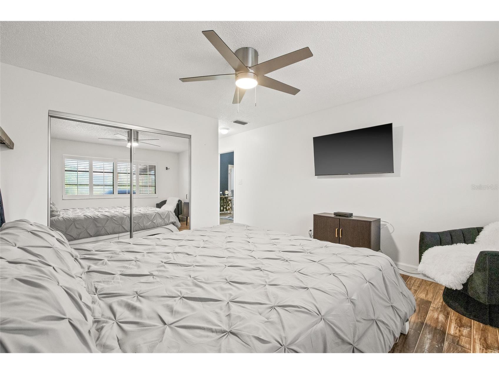 9677 86th Avenue Seminole FL 33777 A4678524 image20