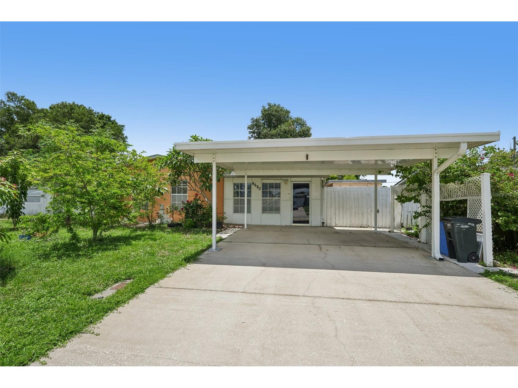 9680 Park Lake Drive N Pinellas Park FL 33782 TB8519461 image1