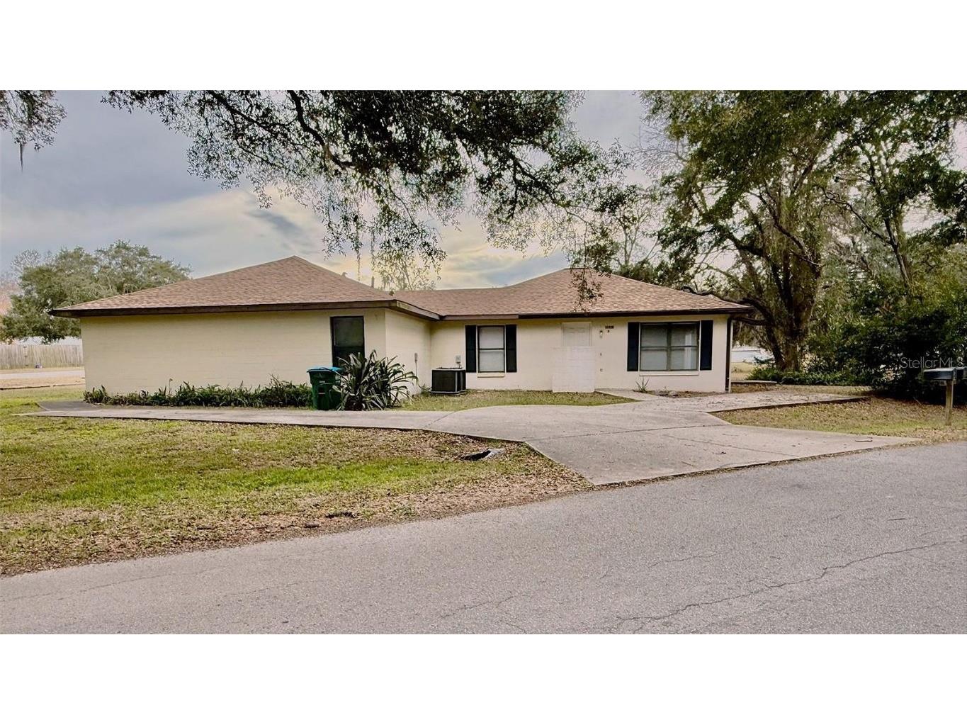 9680 SW 30th Terrace Ocala FL 34476 OM710765 image1