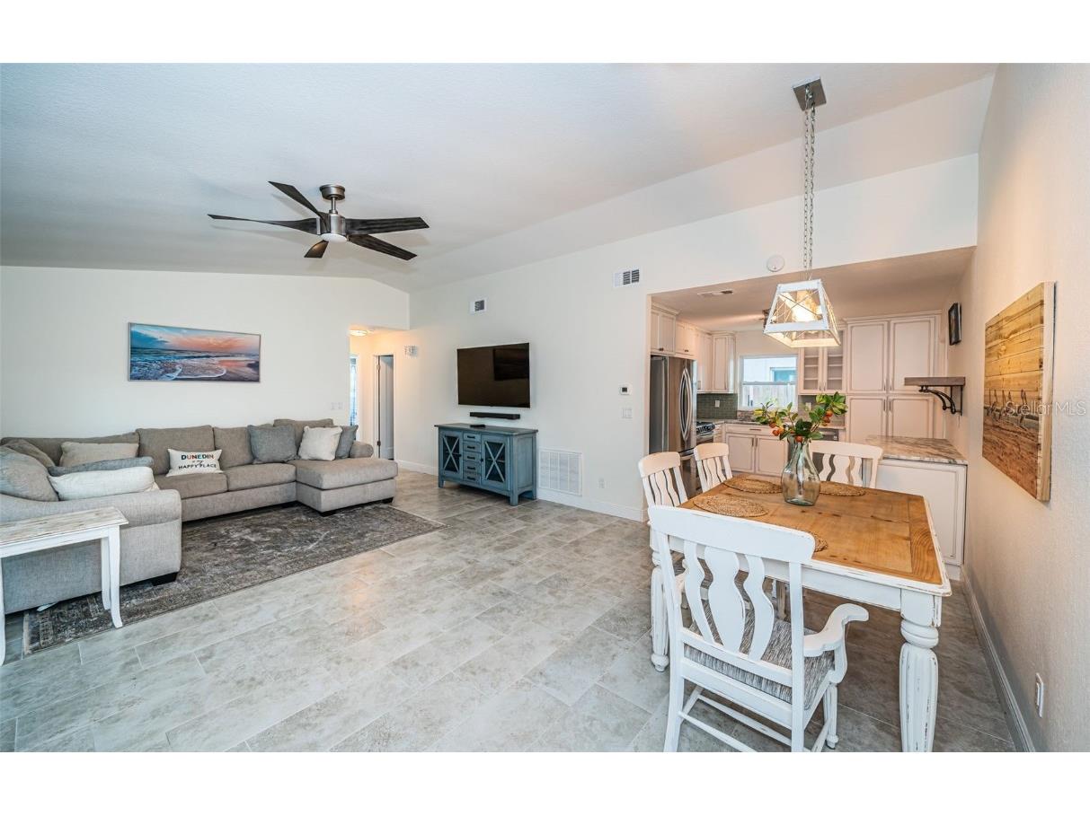 969 Gulf View Boulevard Dunedin FL 34698 TB8453523 image18