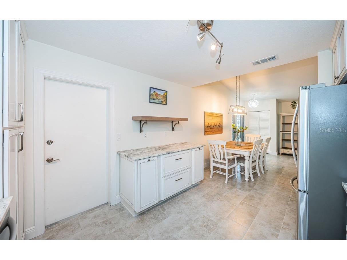 969 Gulf View Boulevard Dunedin FL 34698 TB8453523 image22