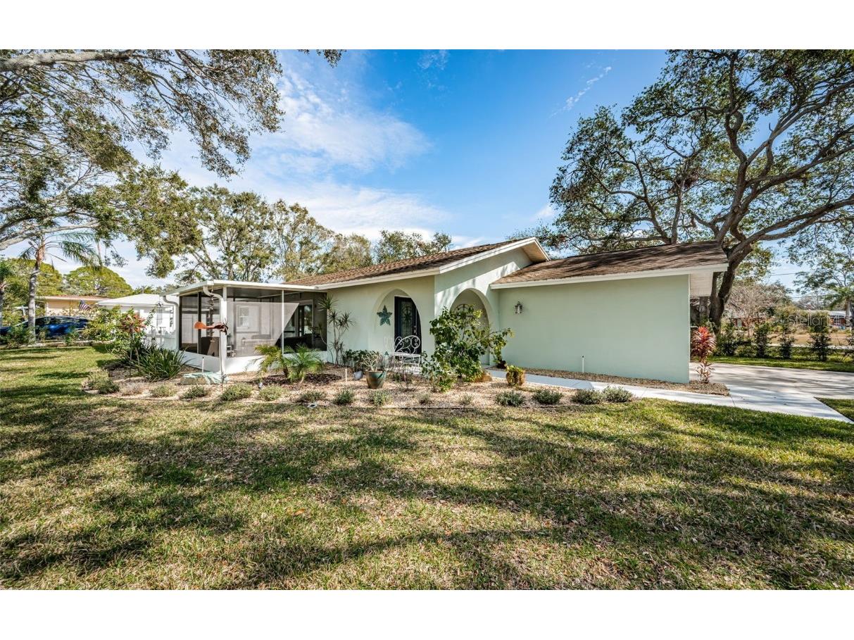 969 Gulf View Boulevard Dunedin FL 34698 TB8453523 image5