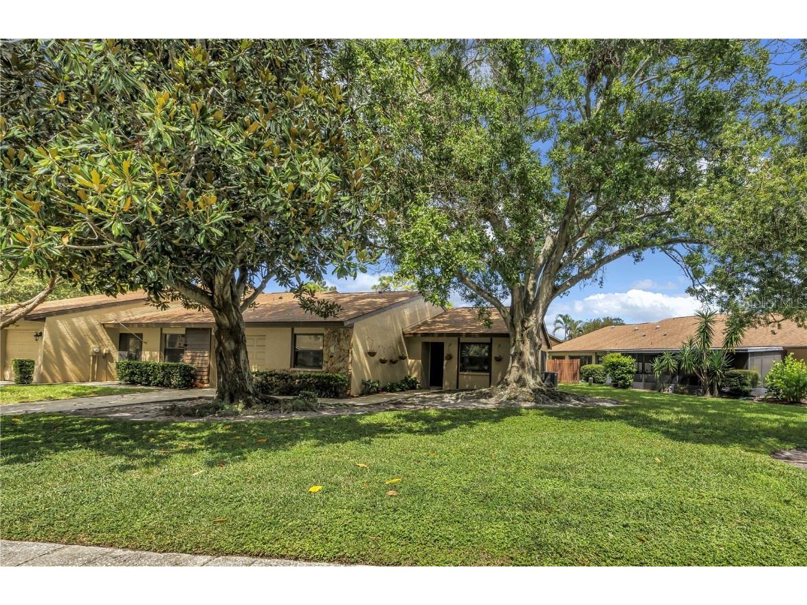 9691 Lake Seminole Drive E Largo FL 33773 TB8429431 image1