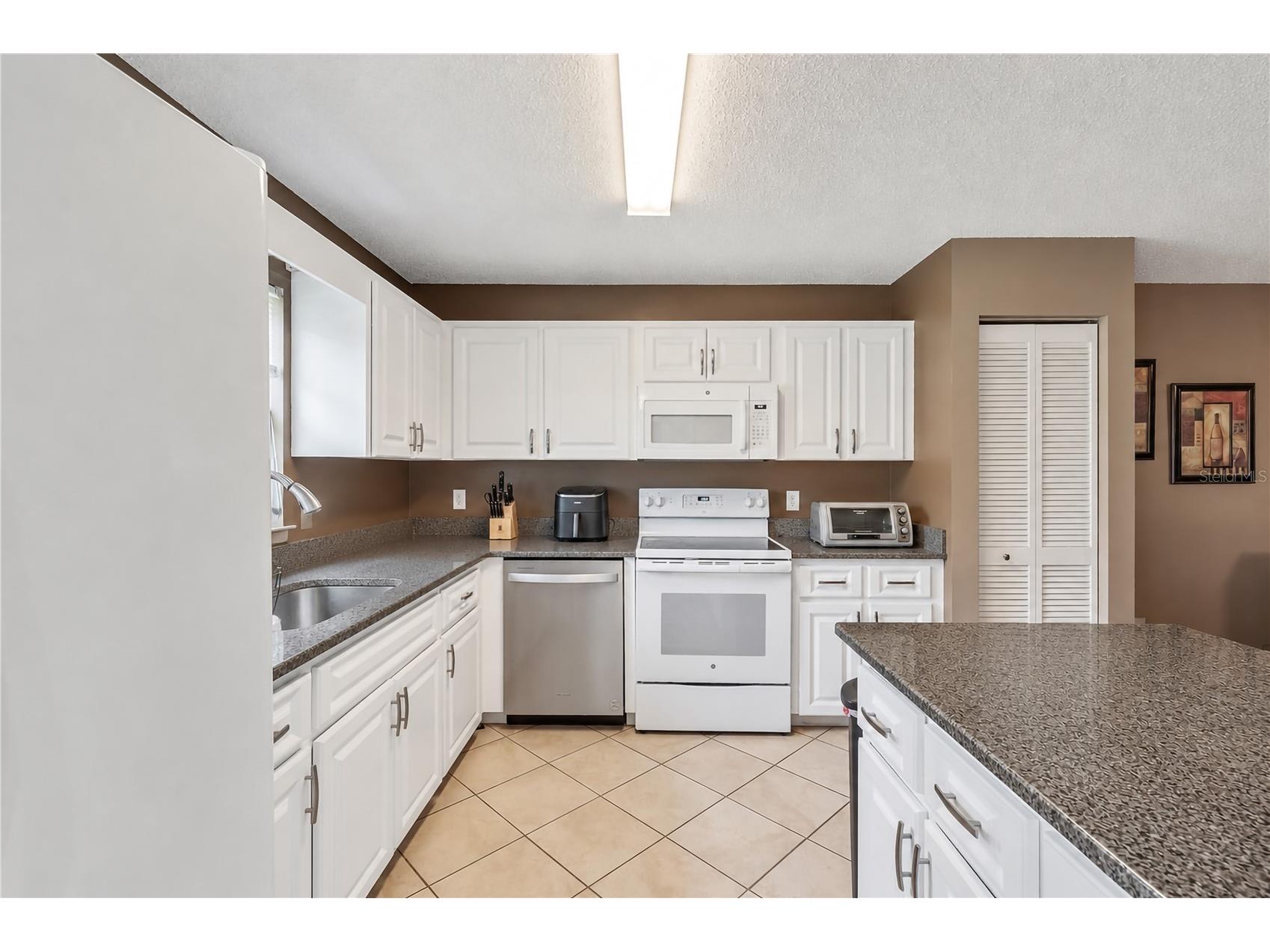 9692 SW 95th Court #A Ocala FL 34481 OM726747 image26