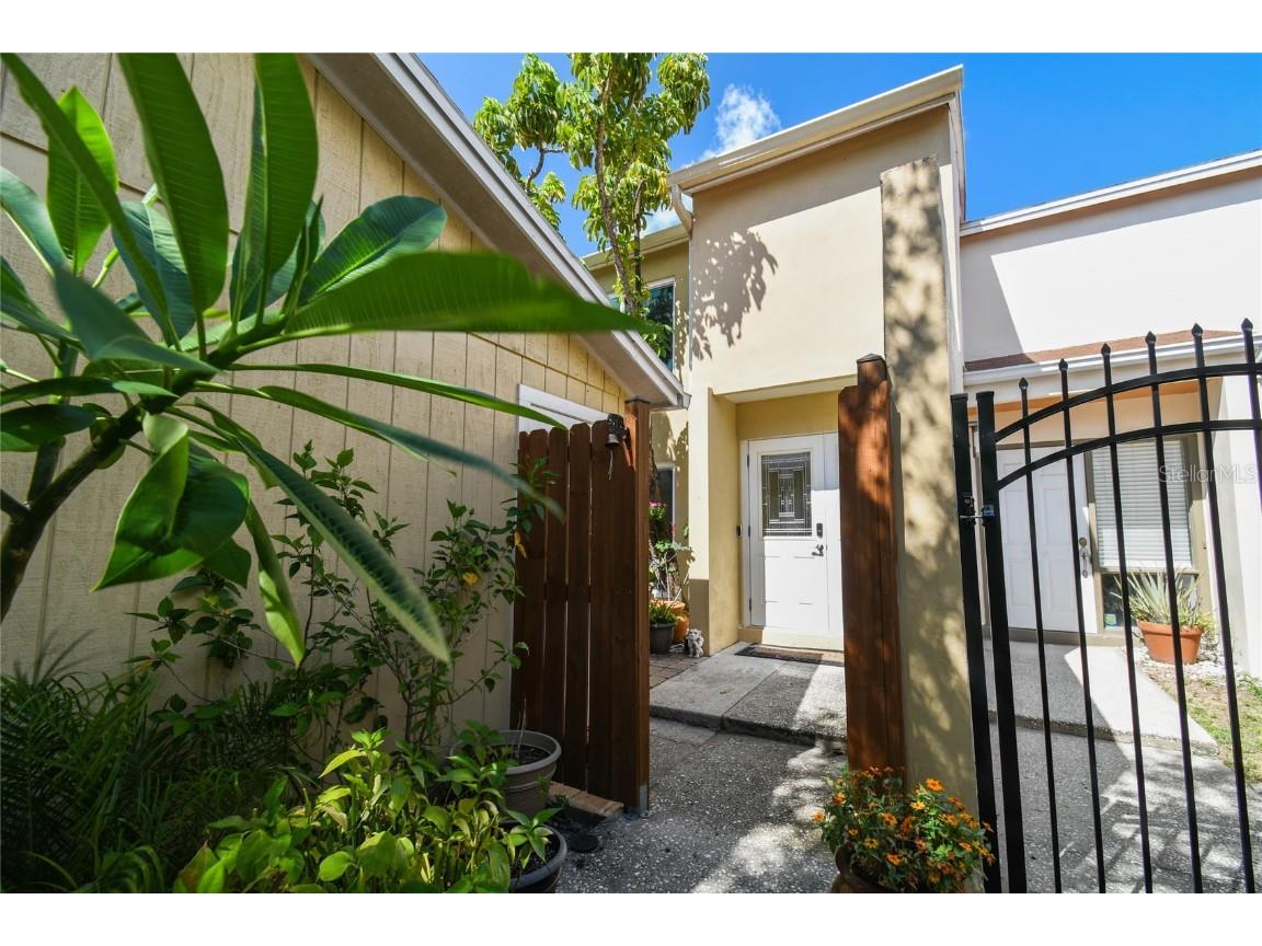 97 Davis Boulevard E #B Tampa FL 33606 TB8426620 image4