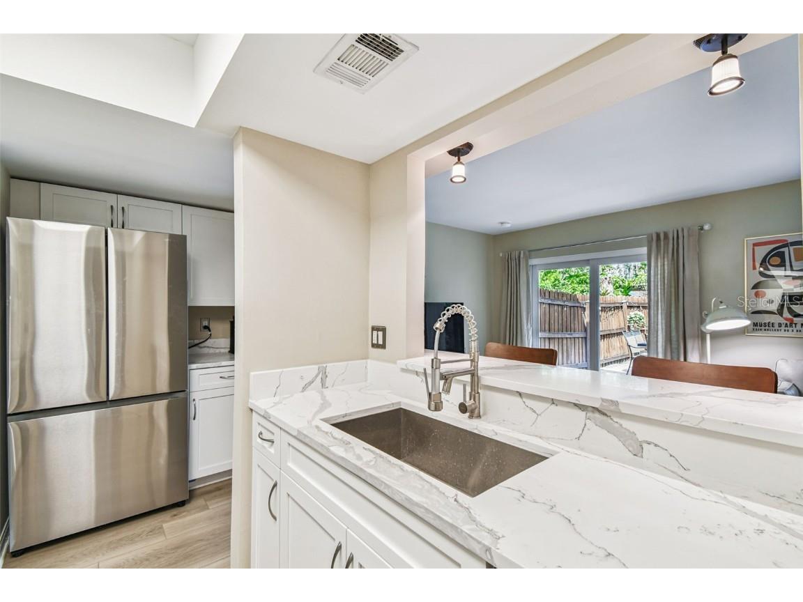 97 Davis Boulevard E #B Tampa FL 33606 TB8426620 image45