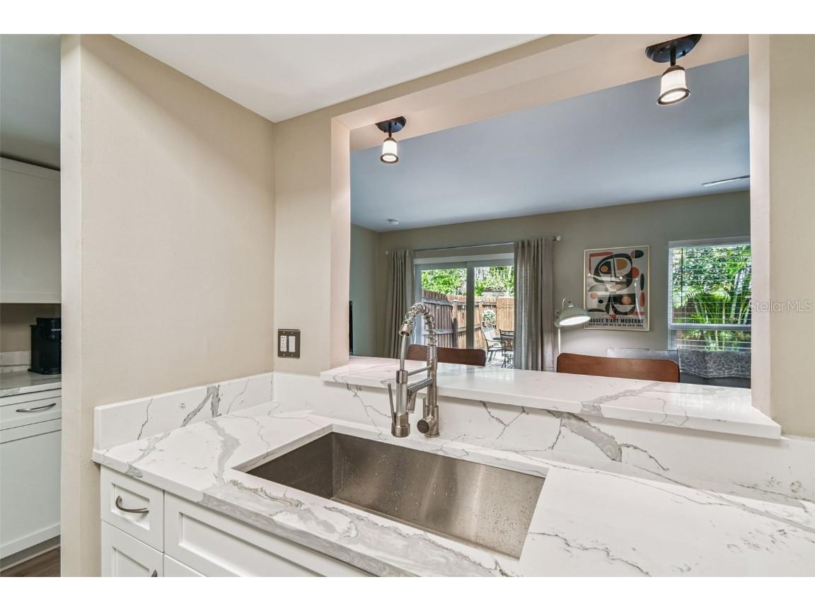 97 Davis Boulevard E #B Tampa FL 33606 TB8426620 image46