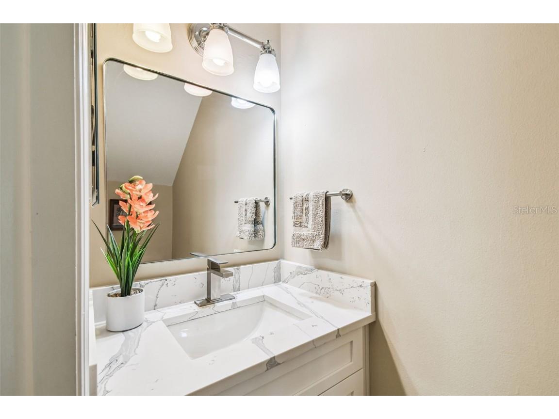 97 Davis Boulevard E #B Tampa FL 33606 TB8426620 image50