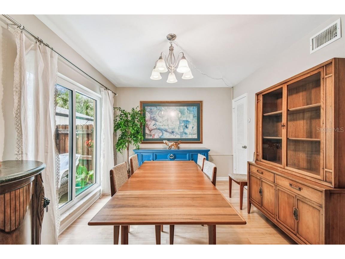 97 Davis Boulevard E #B Tampa FL 33606 TB8426620 image54