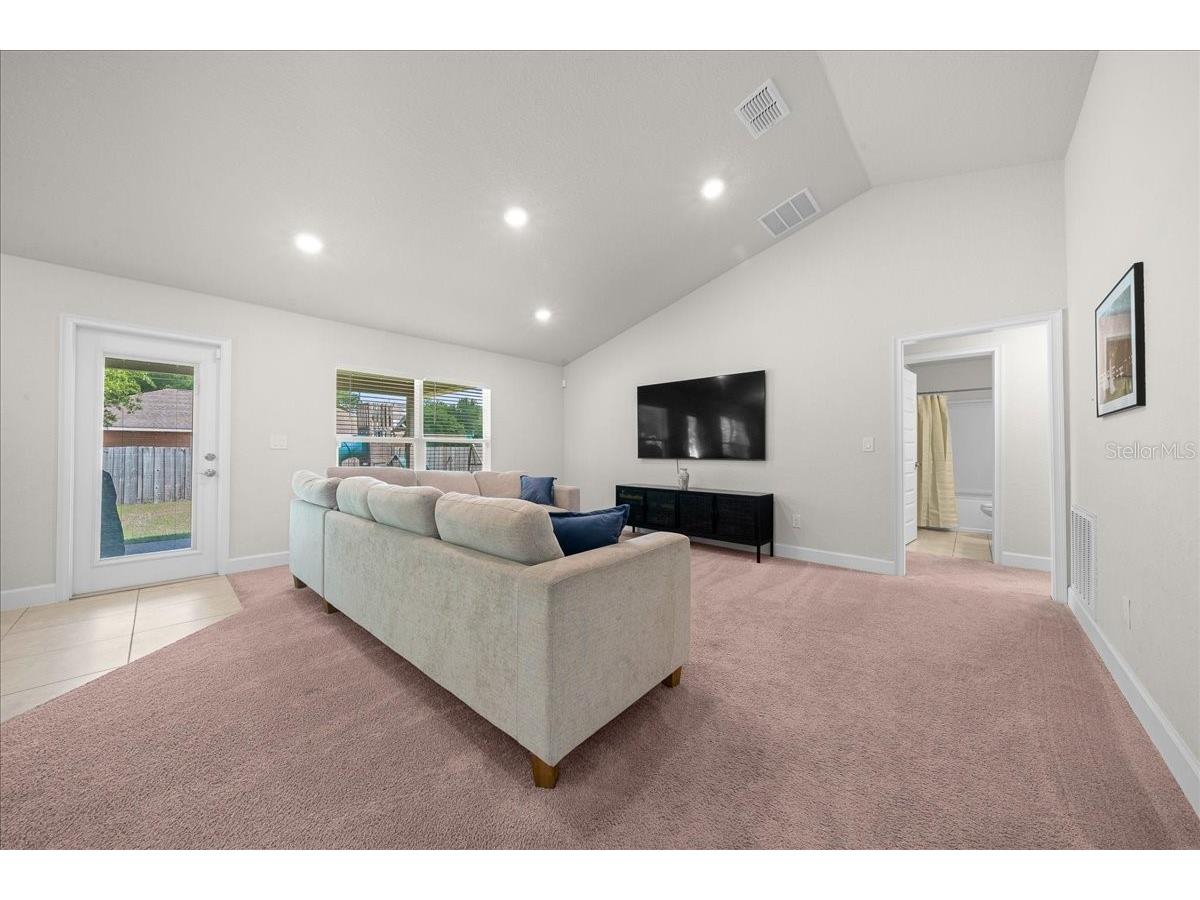 97 Dogwood Drive Loop Ocala FL 34472 OM722592 image6