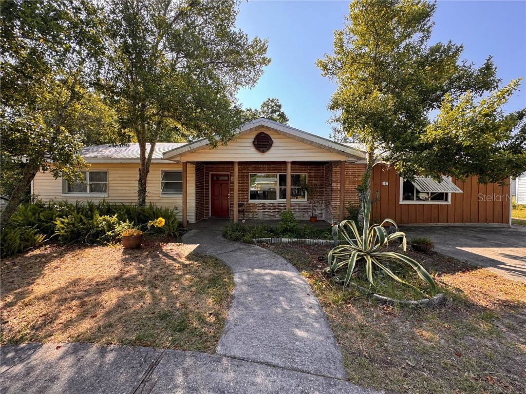 97 S Adams Street Beverly Hills FL 34465 W7864666 image1