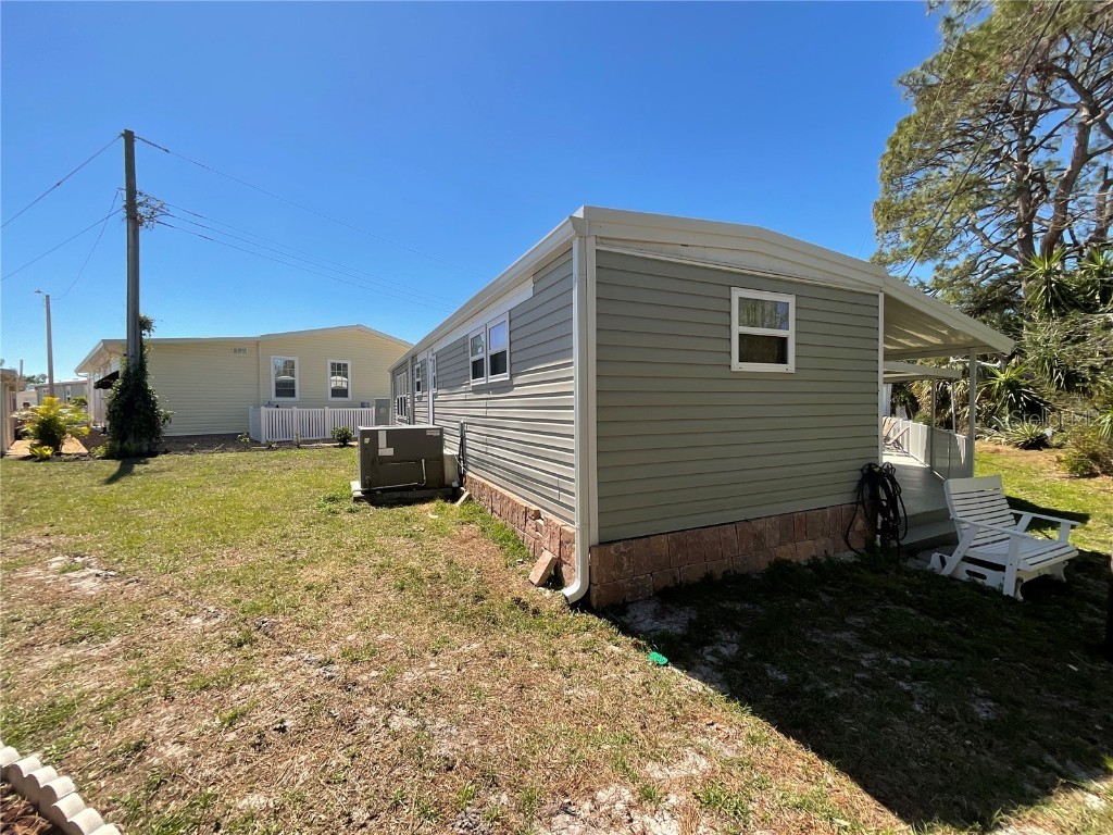 97 Southwinds Drive Sarasota FL 34231 A4670806 image3