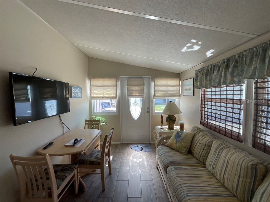 97 Southwinds Drive Sarasota FL 34231 A4670806 image33