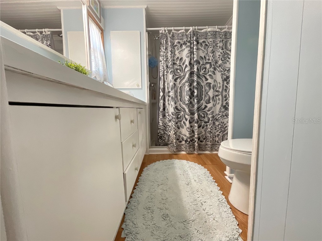 97 Southwinds Drive Sarasota FL 34231 A4670806 image44