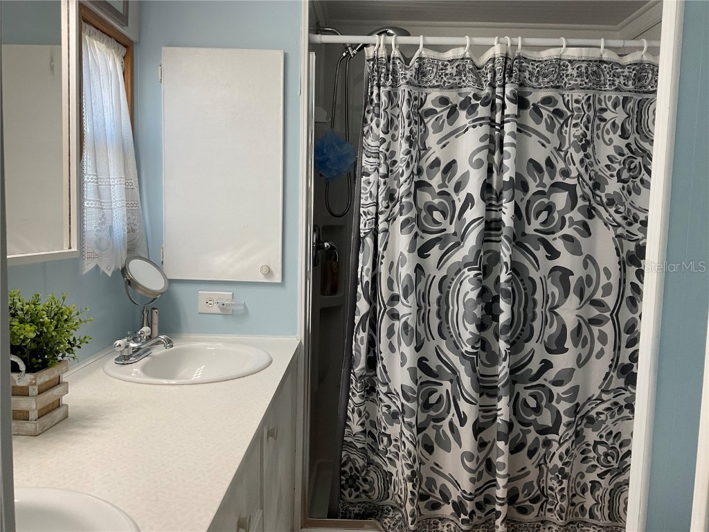 97 Southwinds Drive Sarasota FL 34231 A4670806 image45