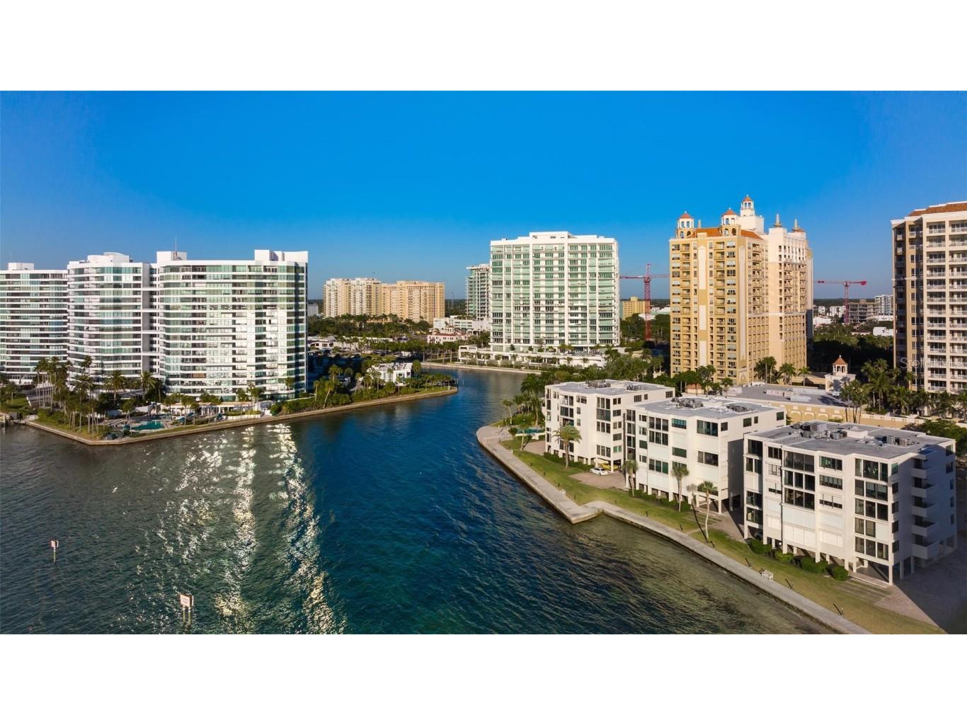 97 Sunset Drive #201 Sarasota FL 34236 A4517485 image1