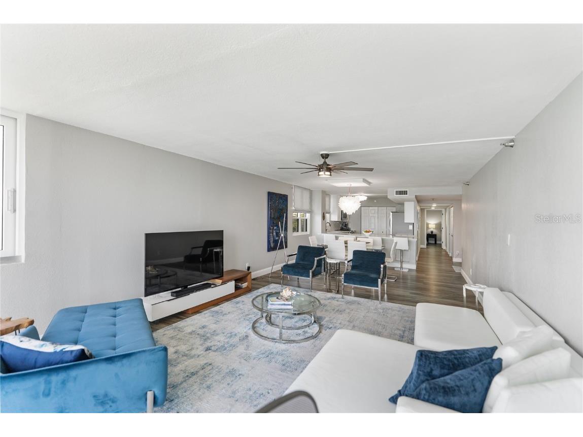 97 Sunset Drive #201 Sarasota FL 34236 A4673642 image17