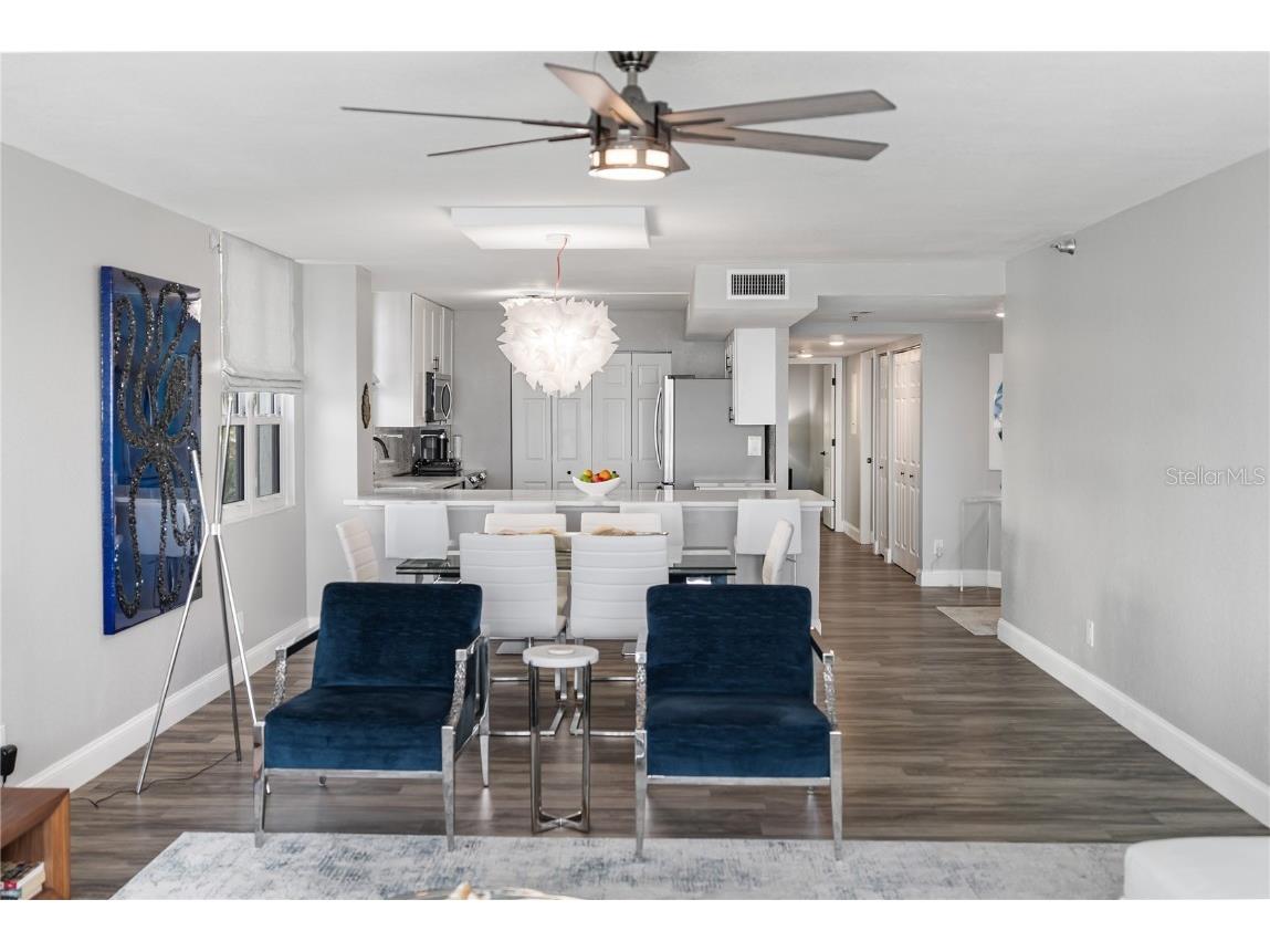 97 Sunset Drive #201 Sarasota FL 34236 A4673642 image18