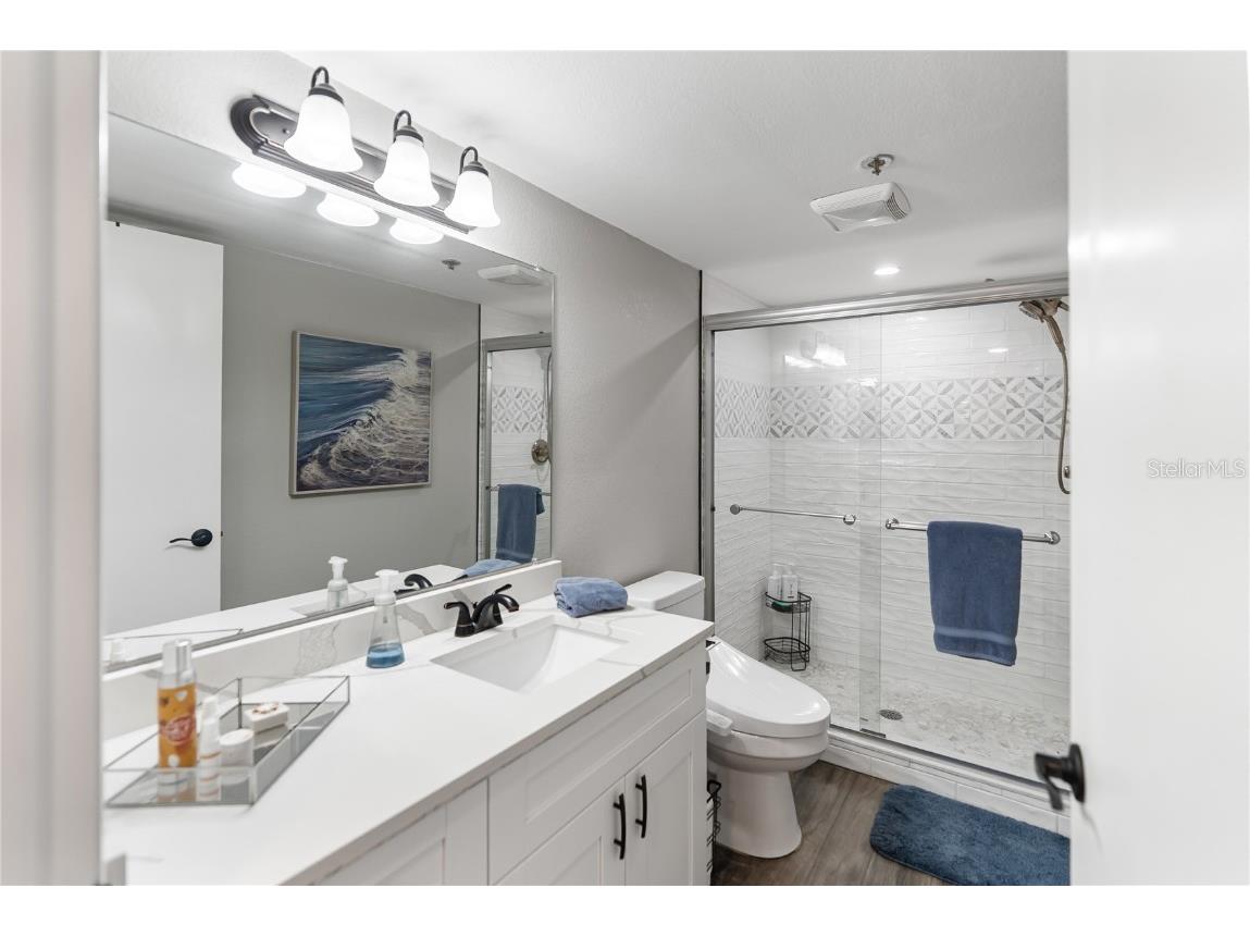 97 Sunset Drive #201 Sarasota FL 34236 A4673642 image19