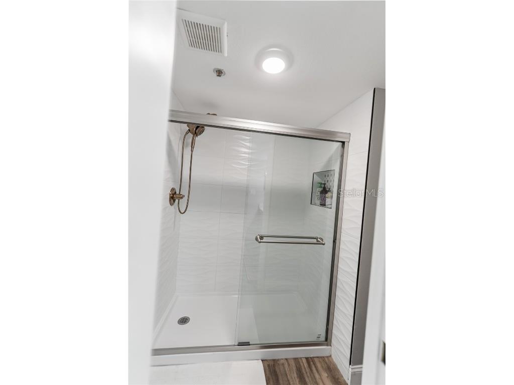 97 Sunset Drive #201 Sarasota FL 34236 A4673642 image25