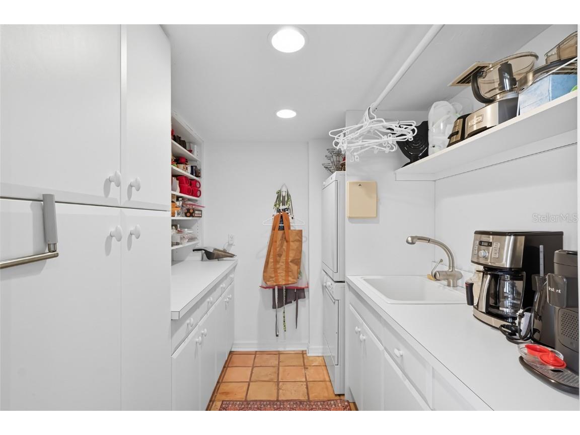 97 Sunset Drive #501 Sarasota FL 34236 A4665757 image20