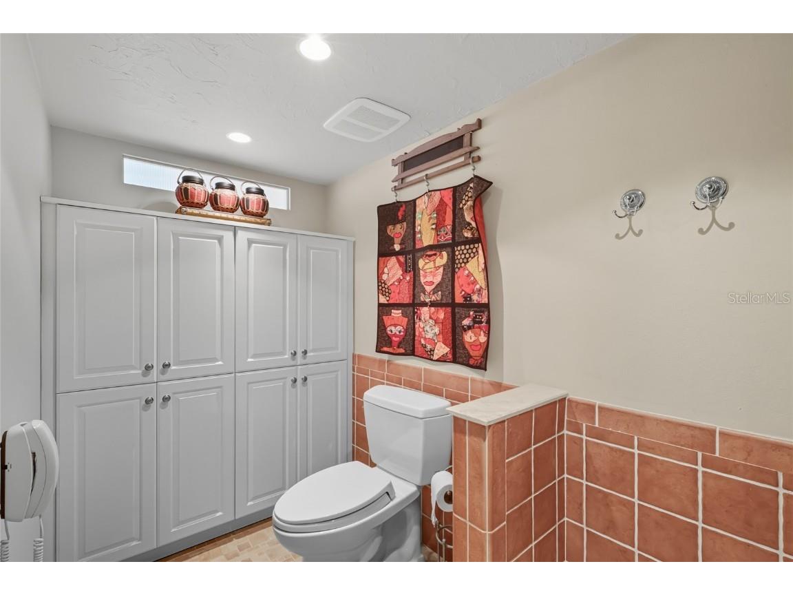 97 Sunset Drive #501 Sarasota FL 34236 A4665757 image27