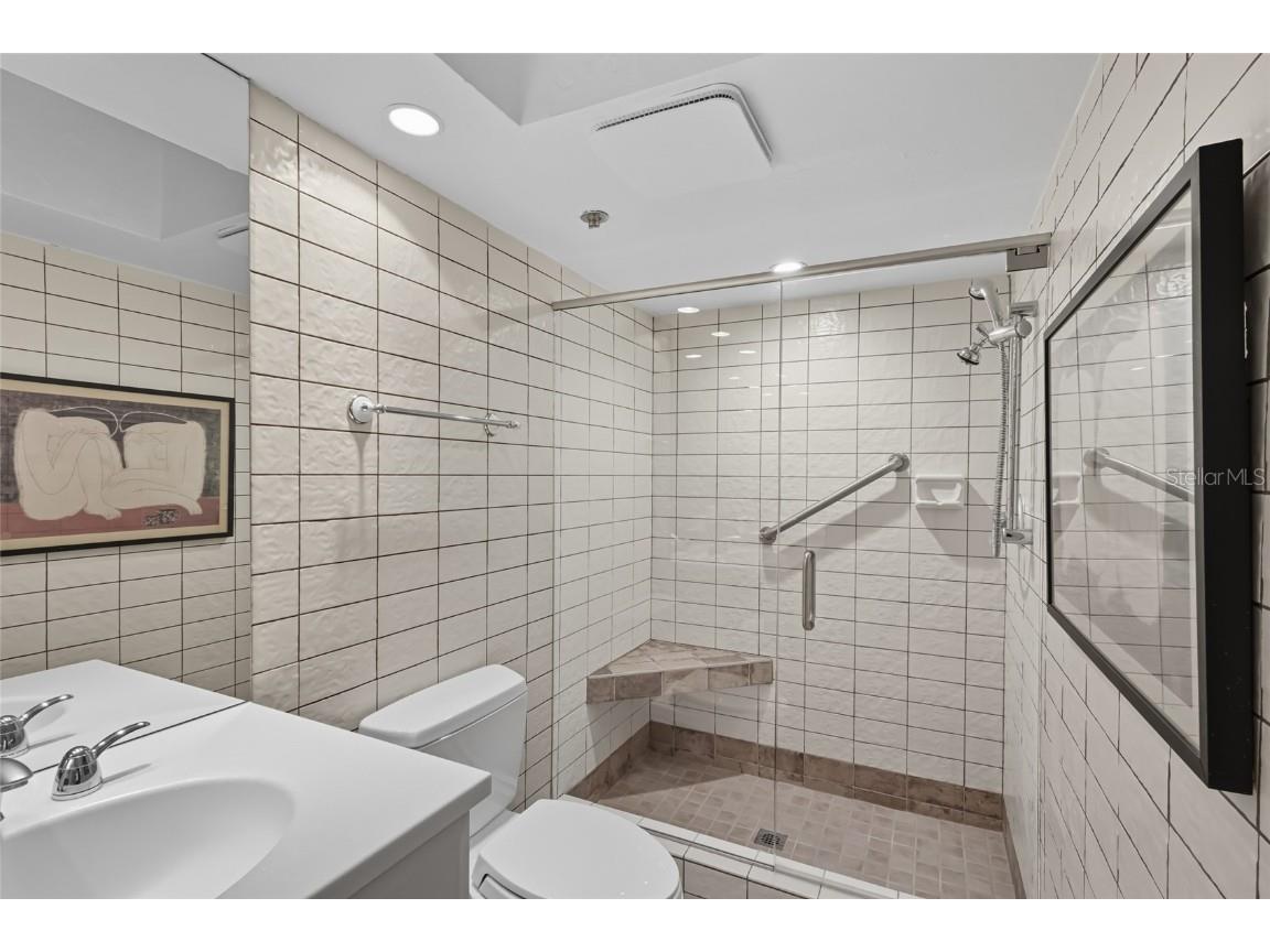 97 Sunset Drive #501 Sarasota FL 34236 A4665757 image33