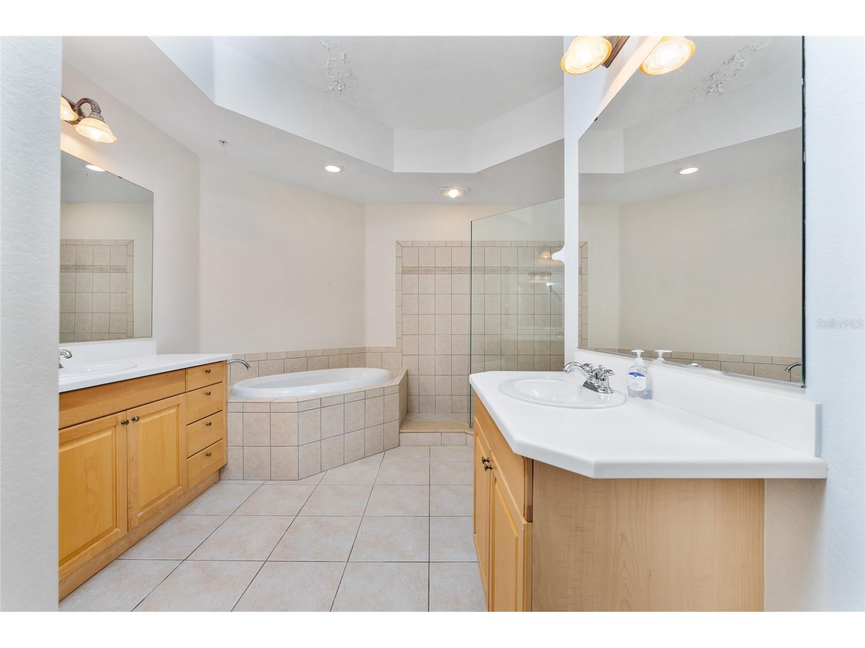 97 Vivante #9748 Punta Gorda FL 33950 C7526553 image23