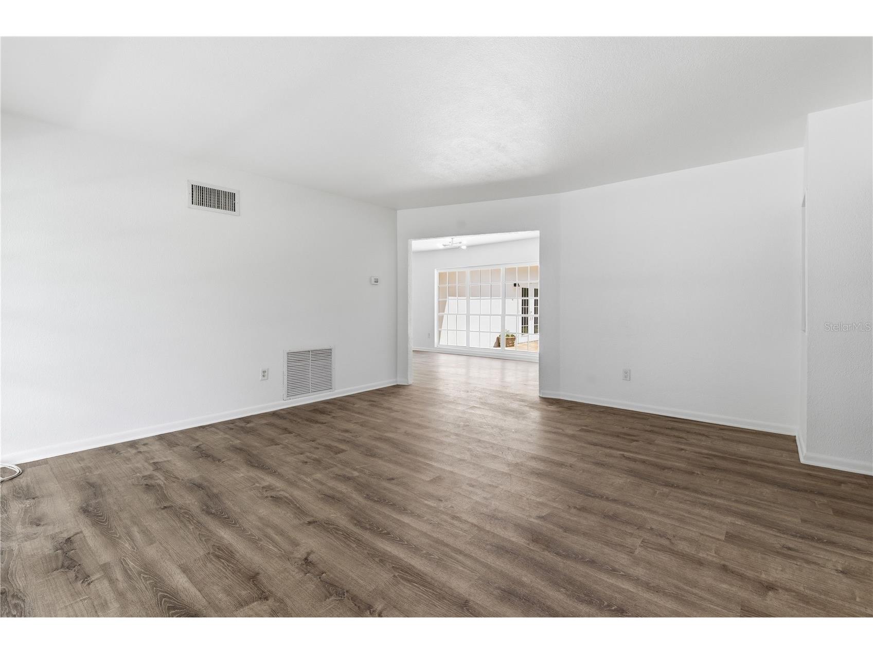 970 Gulf View Boulevard Dunedin FL 34698 TB8514450 image11