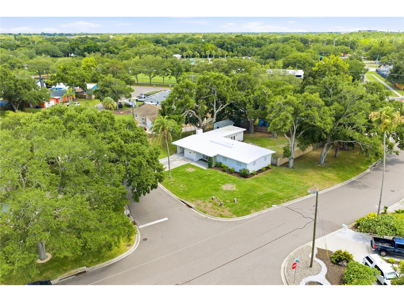 970 Gulf View Boulevard Dunedin FL 34698 TB8514450 image3