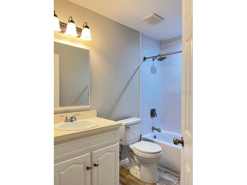 970 N Spring Garden Avenue #122 Deland FL 32720 V4949681 image17