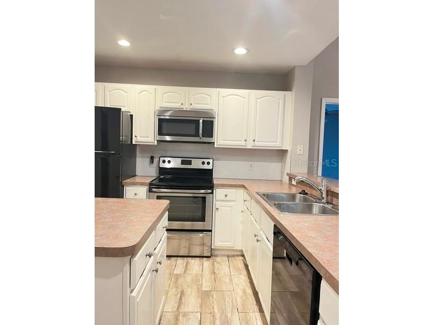 970 N Spring Garden Avenue #122 Deland FL 32720 V4949681 image7