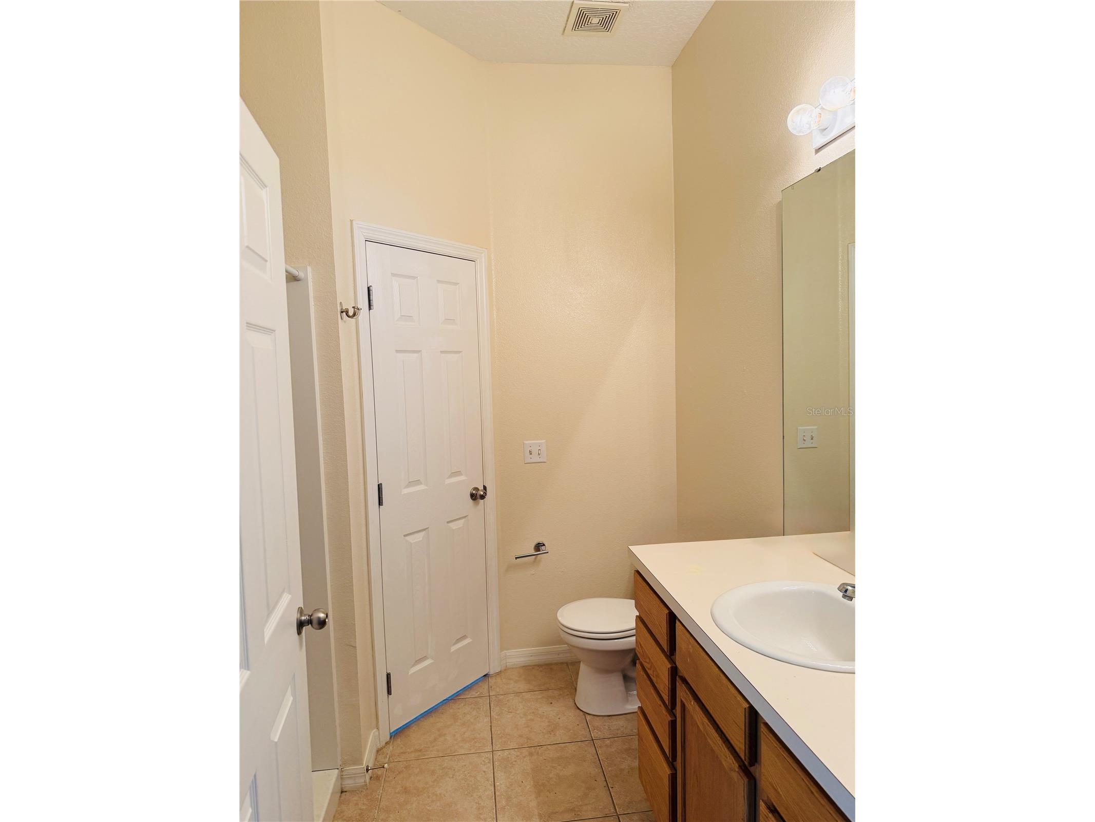 970 N Spring Garden Avenue #311 Deland FL 32720 V4944384 image12