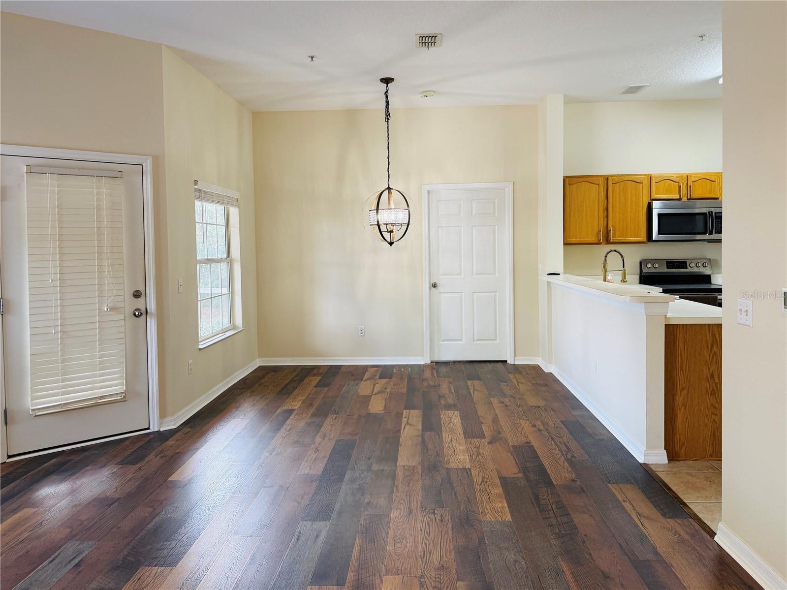 970 N Spring Garden Avenue #311 Deland FL 32720 V4944384 image4