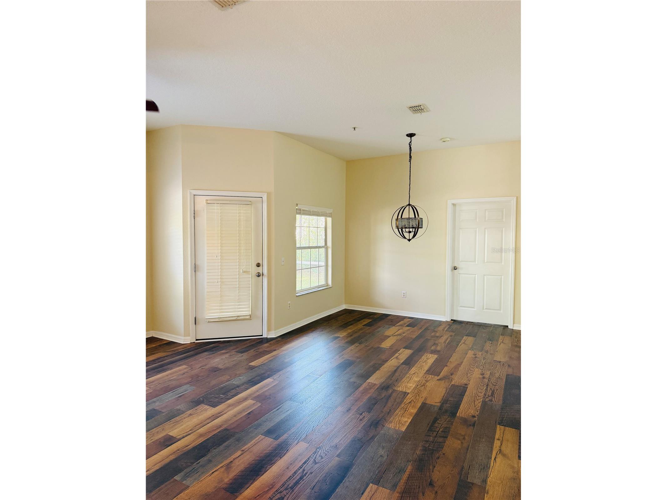 970 N Spring Garden Avenue #311 Deland FL 32720 V4944384 image8