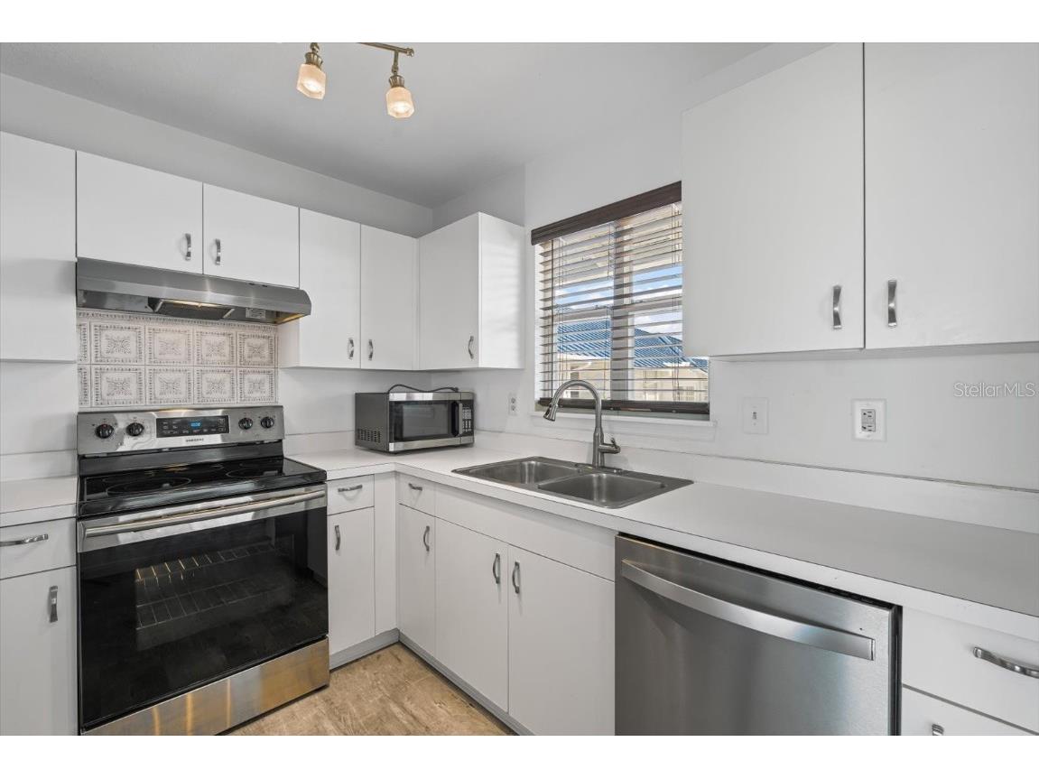 970 Sandpiper Circle #970 Bradenton FL 34209 A4658543 image8