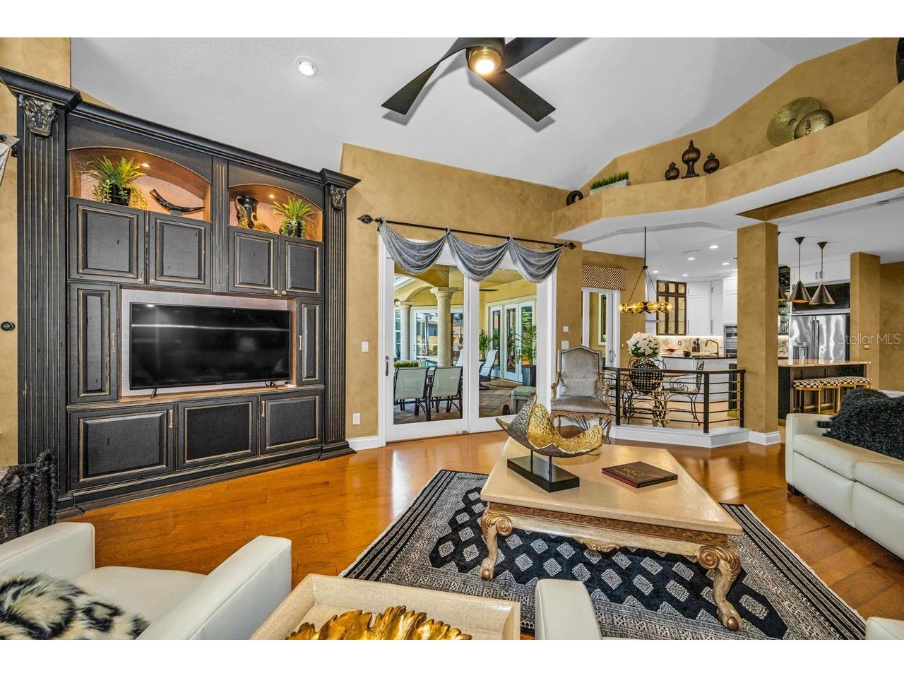 970 Southern Pine Court NE Saint Petersburg FL 33703 TB8502643 image15